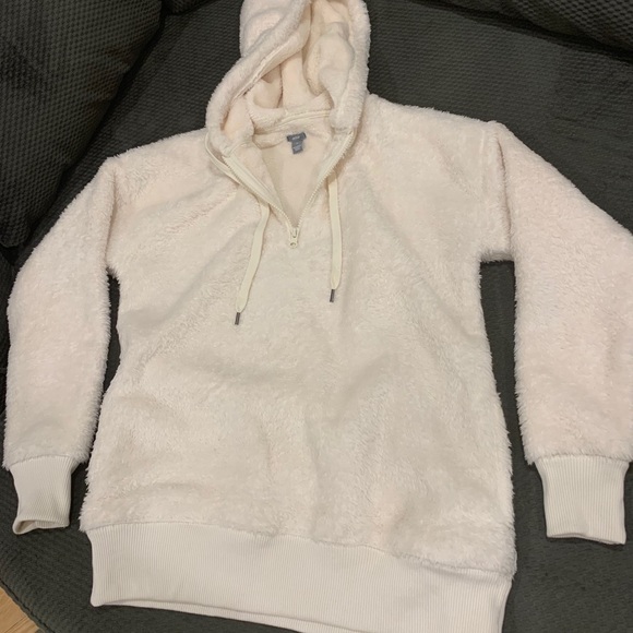 Teddy Hoodie Sweater - Picture 4 of 4